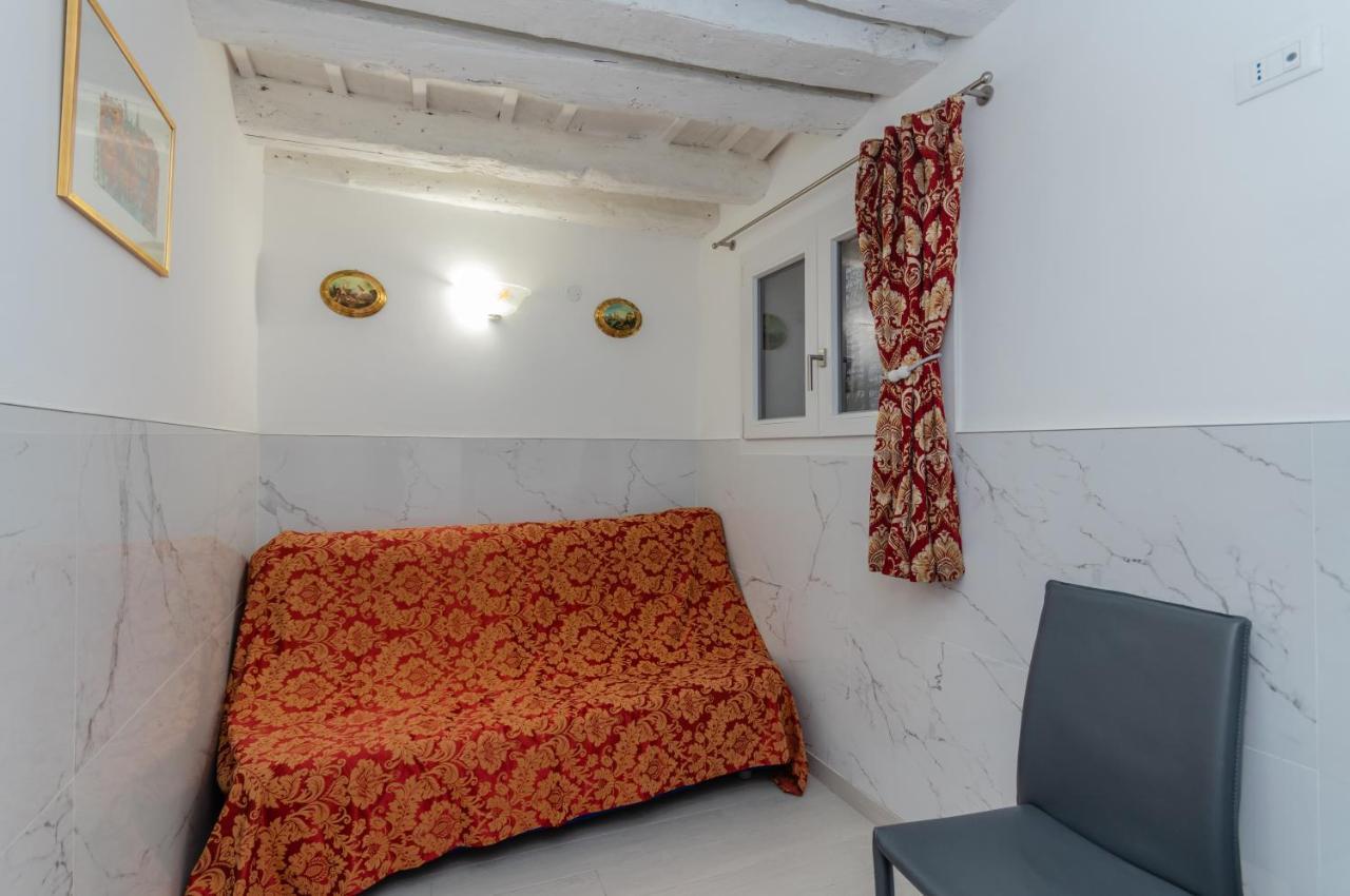 Palazzo Dolfin - Piazza San Marco Lovely Apartment Benátky Exteriér fotografie